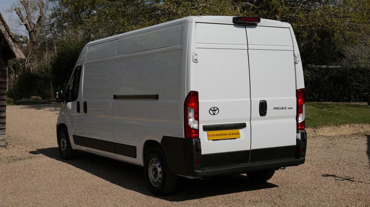 TOYOTA PROACE MAX L3 DIESEL 2.2D 140 Icon Dropside
